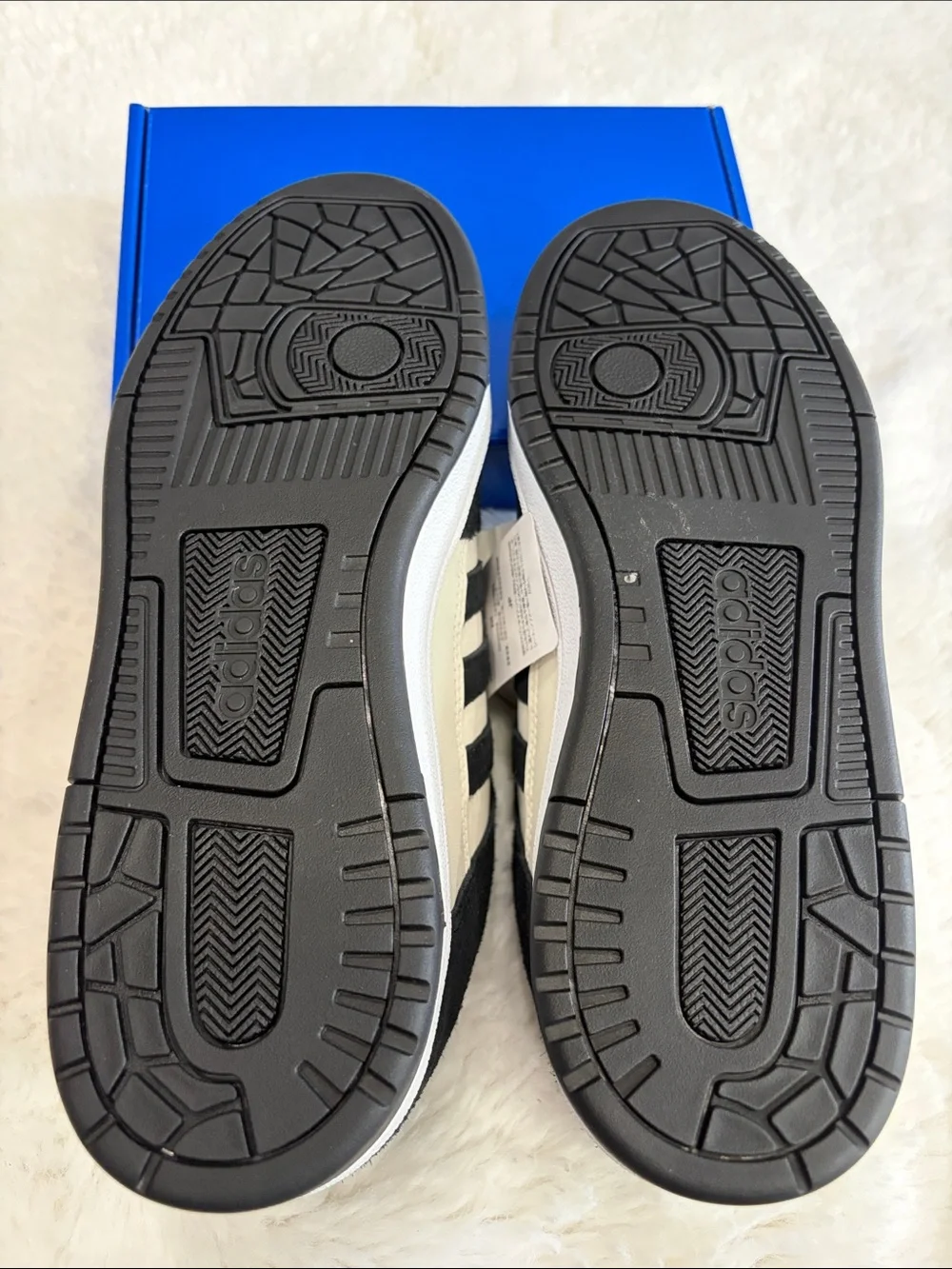 adidas low top
